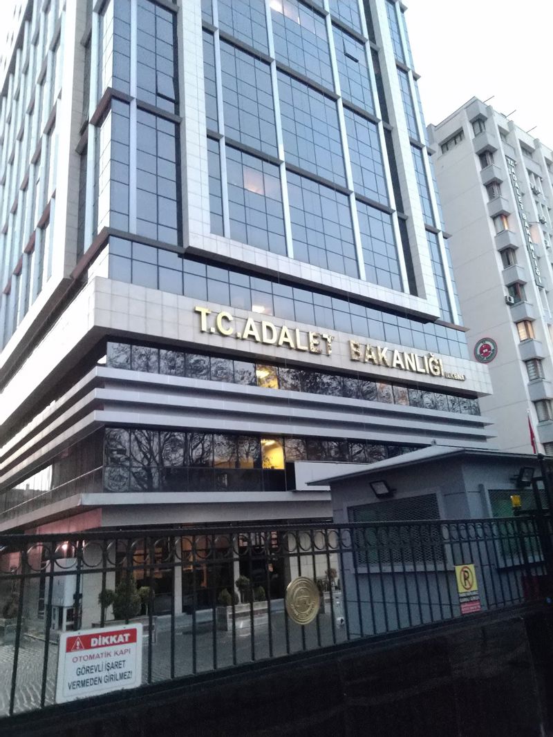 Adalet Bakanlığı Ek Binası